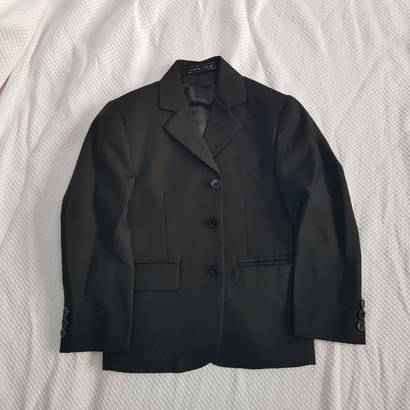 3 piece black suit -small/48 - worn once - Picture 2 of 7
